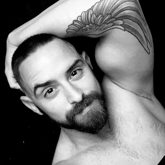 Meet your Posher, Dave - Picture 1 of 1